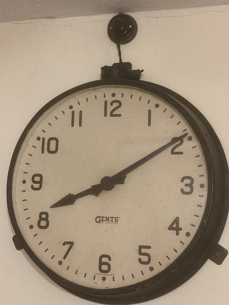 18 inch slave clock
