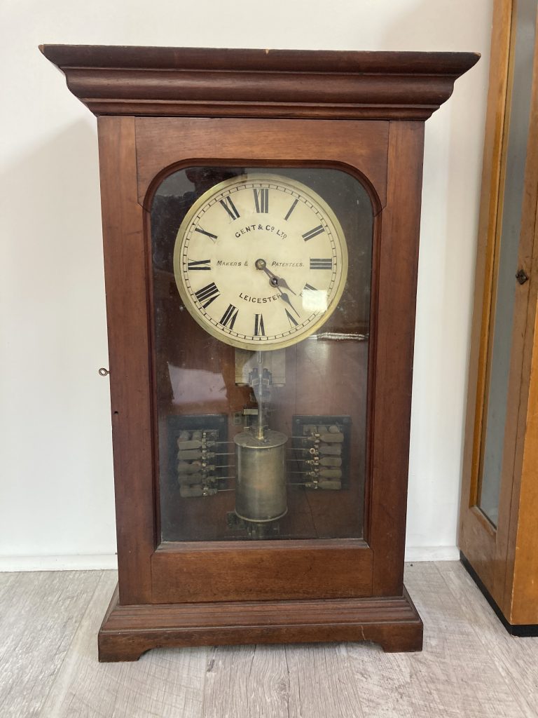 Gent & Co. Ltd Electric Time Recorder Clock