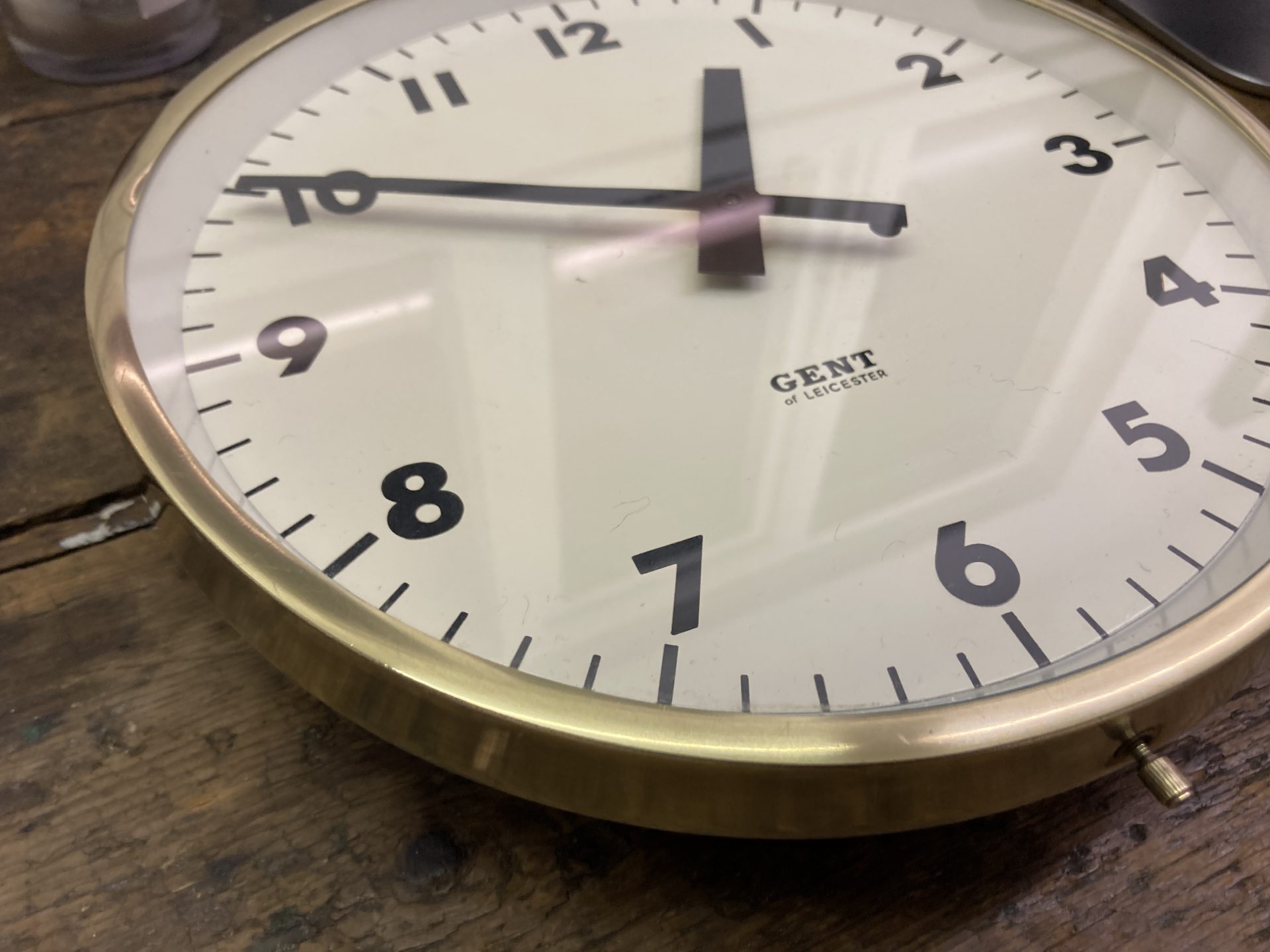 Gents’ of Leicester 9” Brass Synchronous Mains Clock
